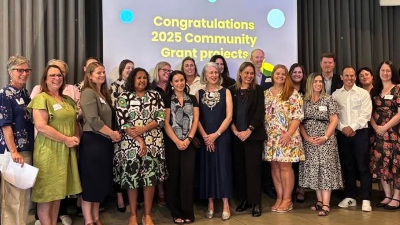 Audrey Deemal (front row fourth from left) represented the Wubul Dandi Digital Inclusion Project in Melbourne alongside other auDA Community Grant recipients.